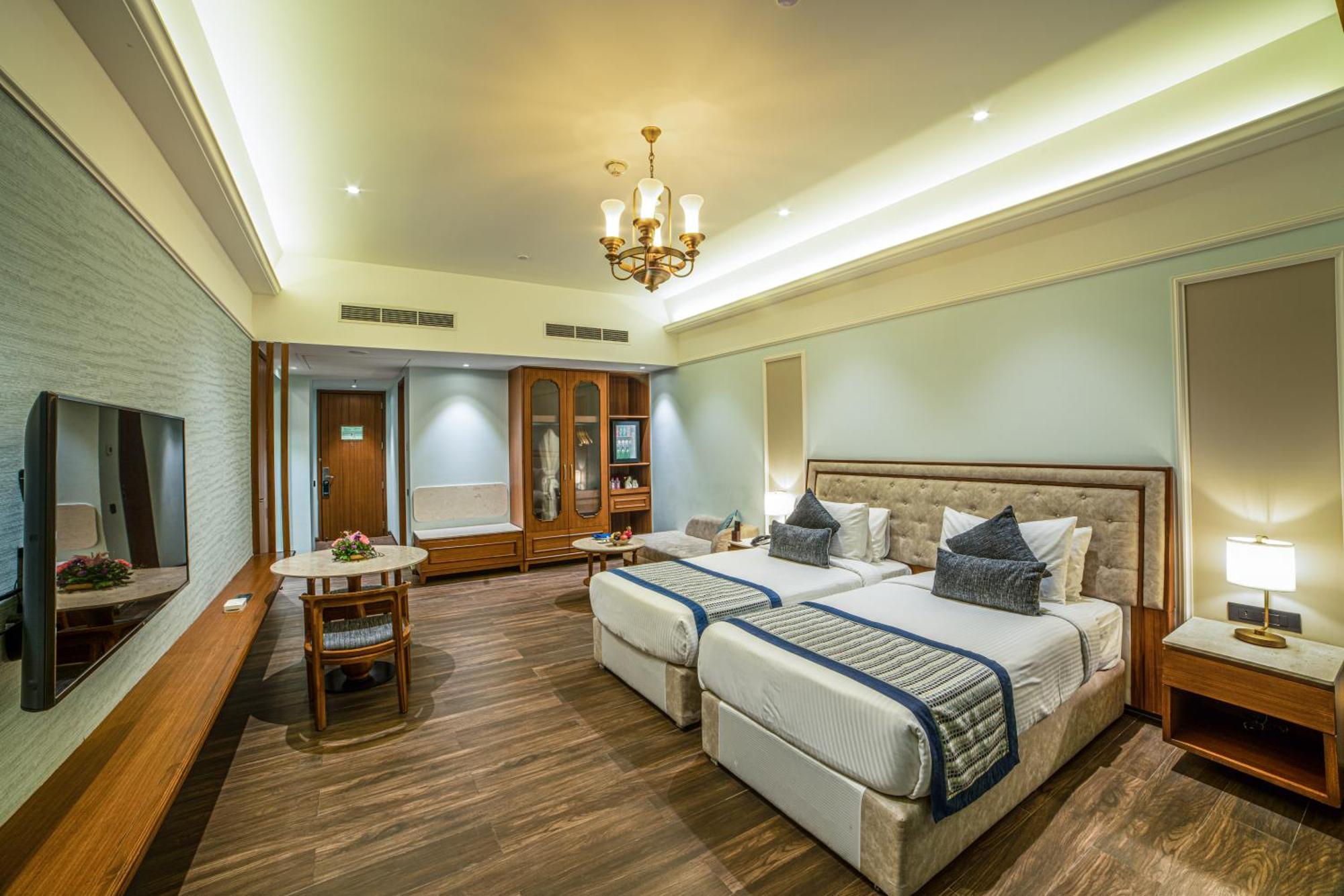 Gift City Club, A Member Of Radisson Individuals Gandhinagar Exterior foto