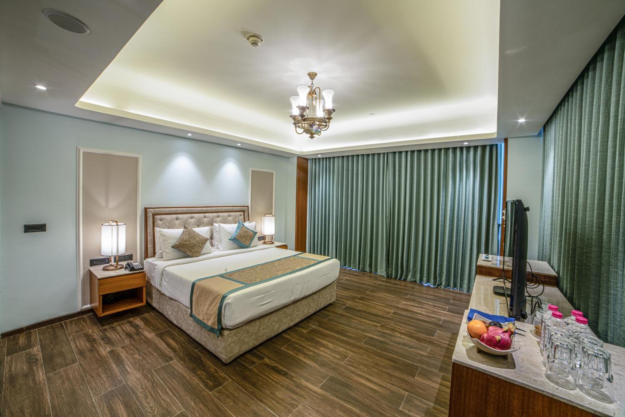 Gift City Club, A Member Of Radisson Individuals Gandhinagar Exterior foto
